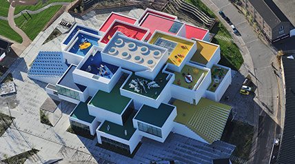 LegoHouse 428X238